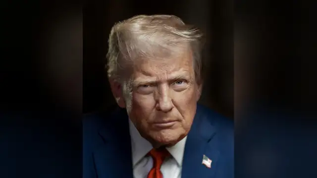 President Donald Trump in a navy suit and red tie in his official portrait