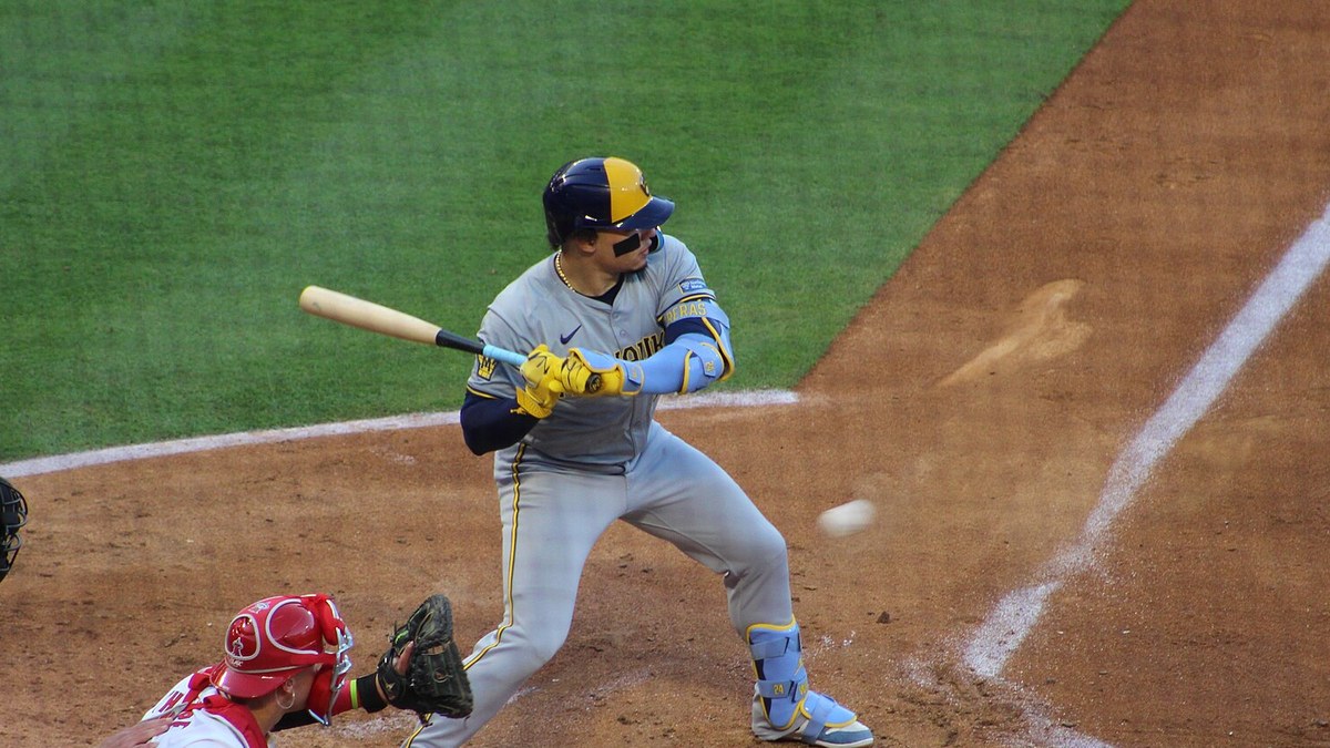 William Contreras batting for the Milwaukee Brewers